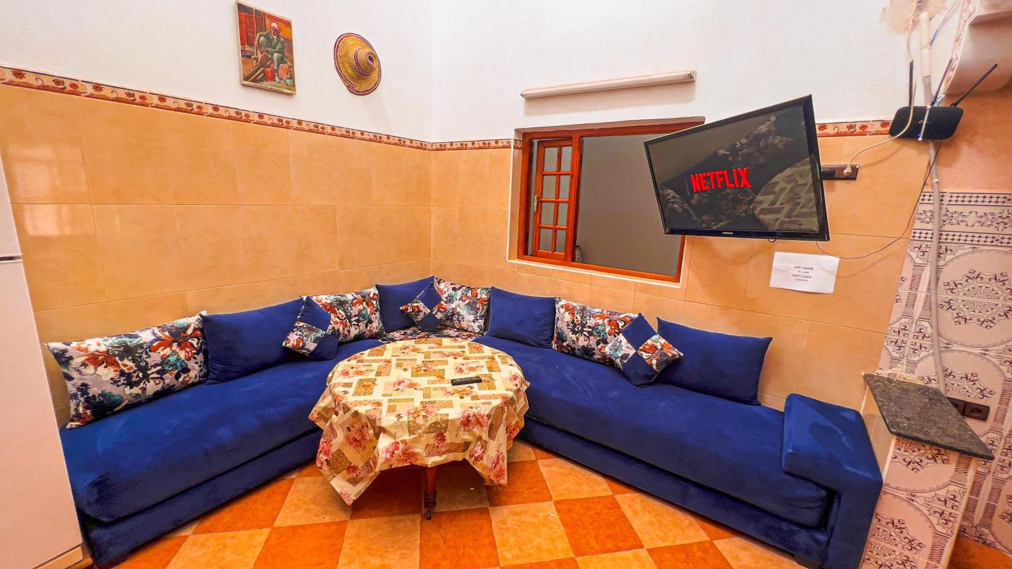 Dar Haut De Gamme Et A Un Prix Imaginaire Hostcom For Families Only Oujda Exterior photo