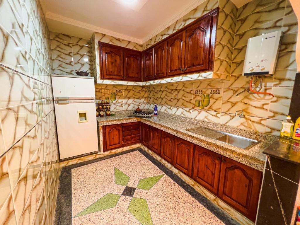 Dar Haut De Gamme Et A Un Prix Imaginaire Hostcom For Families Only Oujda Exterior photo
