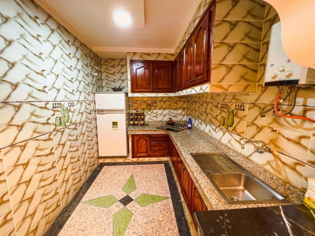 Dar Haut De Gamme Et A Un Prix Imaginaire Hostcom For Families Only Oujda Exterior photo